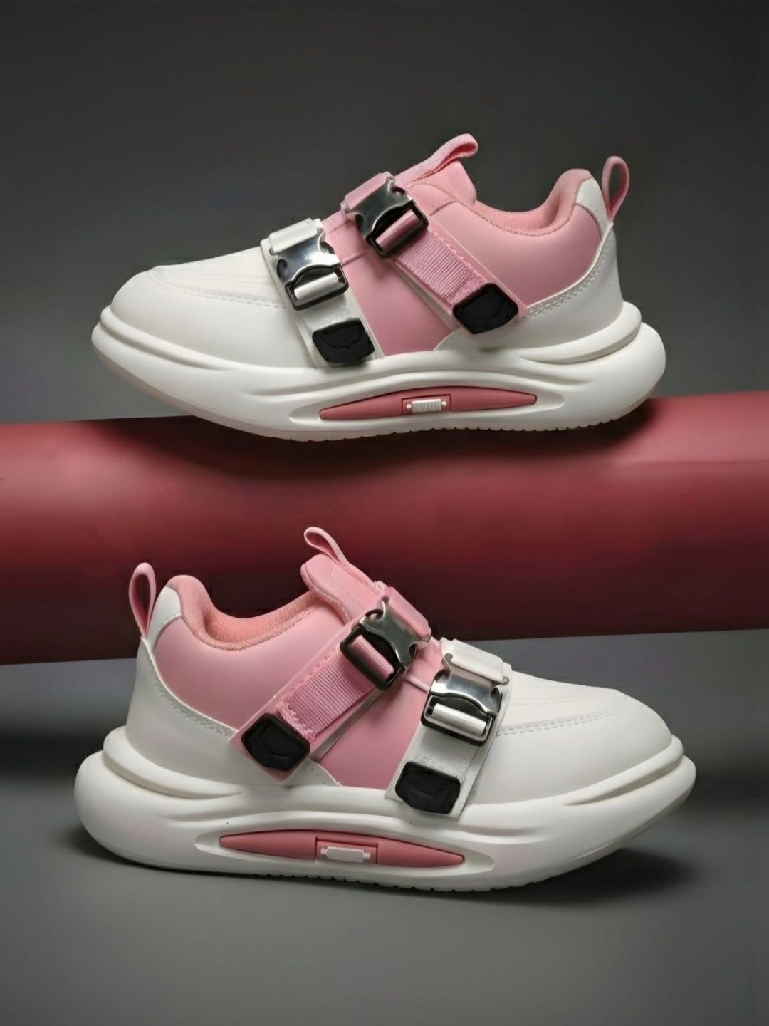 HOOH Now Comfort in Fashion Unisex Kids Colourblocked Sneakers